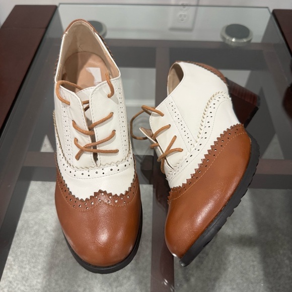 Women’s Oxford Leather Lace-up Mid Chunky Heel - Picture 3 of 8